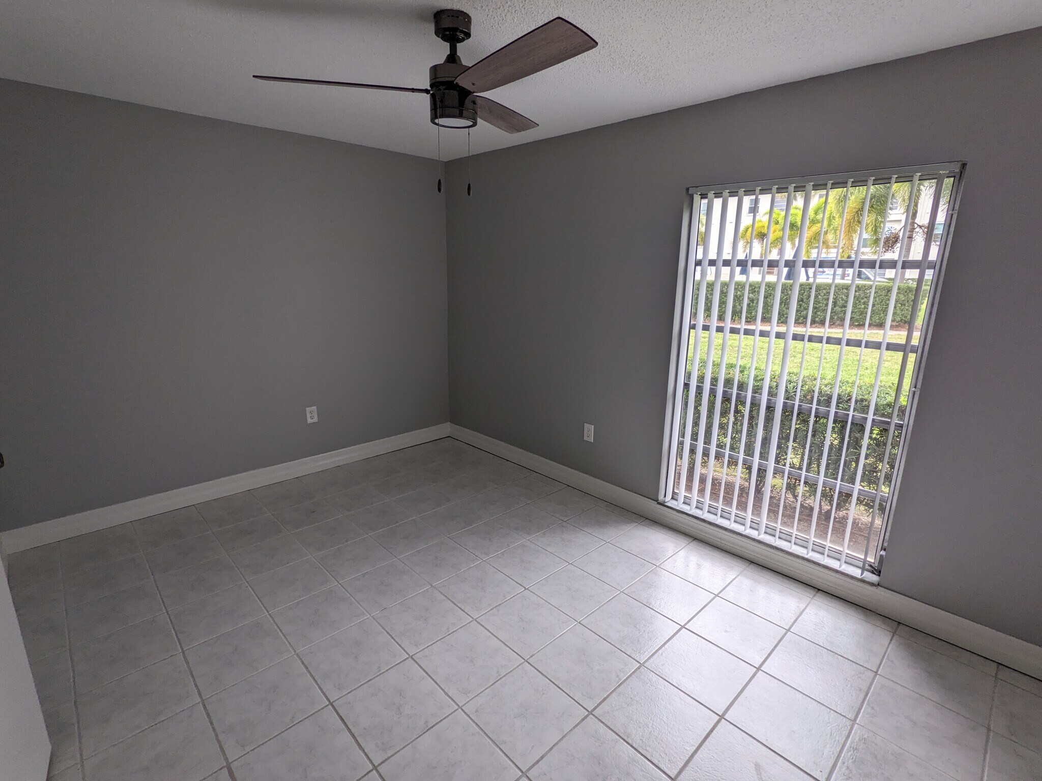 Building Photo - 2700 Bayshore Blvd