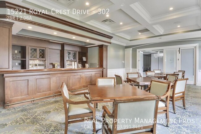 Building Photo - 15221 Royal Crest Dr