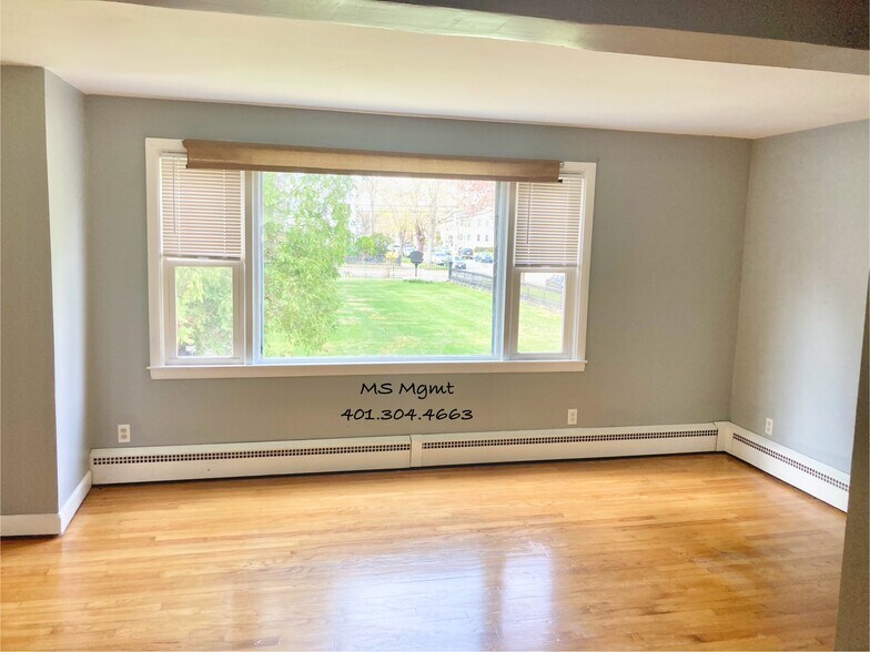 Living Room - 136 Bradford St
