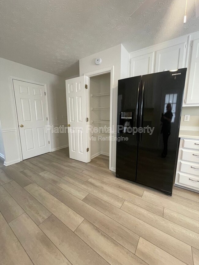 Building Photo - 4291 Fiddlers Bend