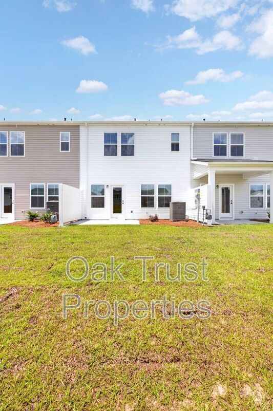 Building Photo - 753 Ridgley Dr