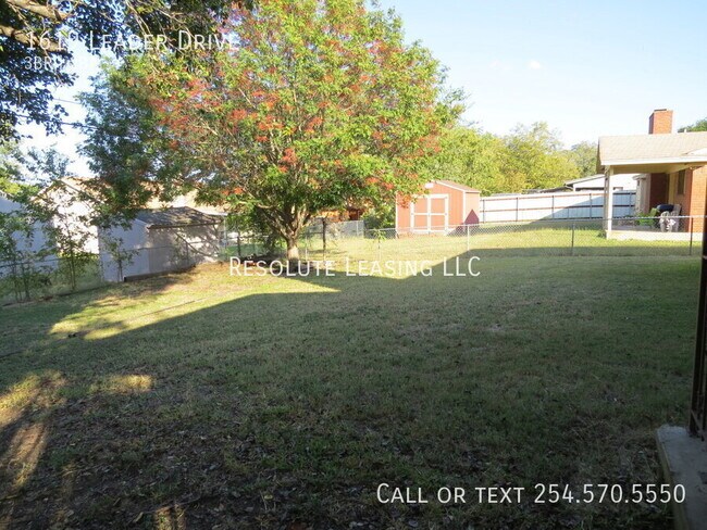 Building Photo - 1619 Leader Dr