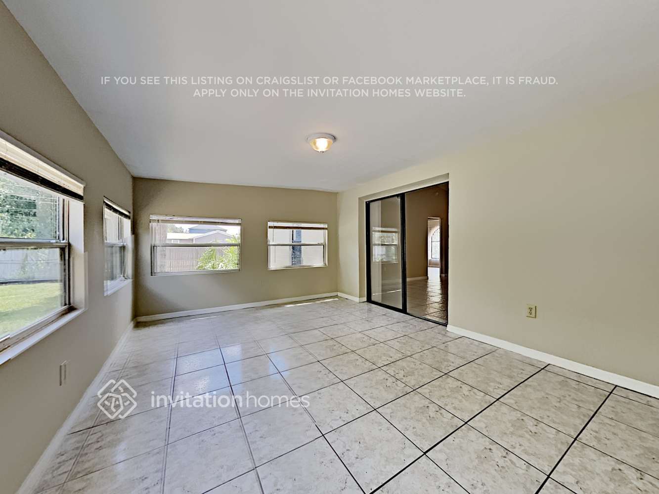 Building Photo - 952 Delano Ct