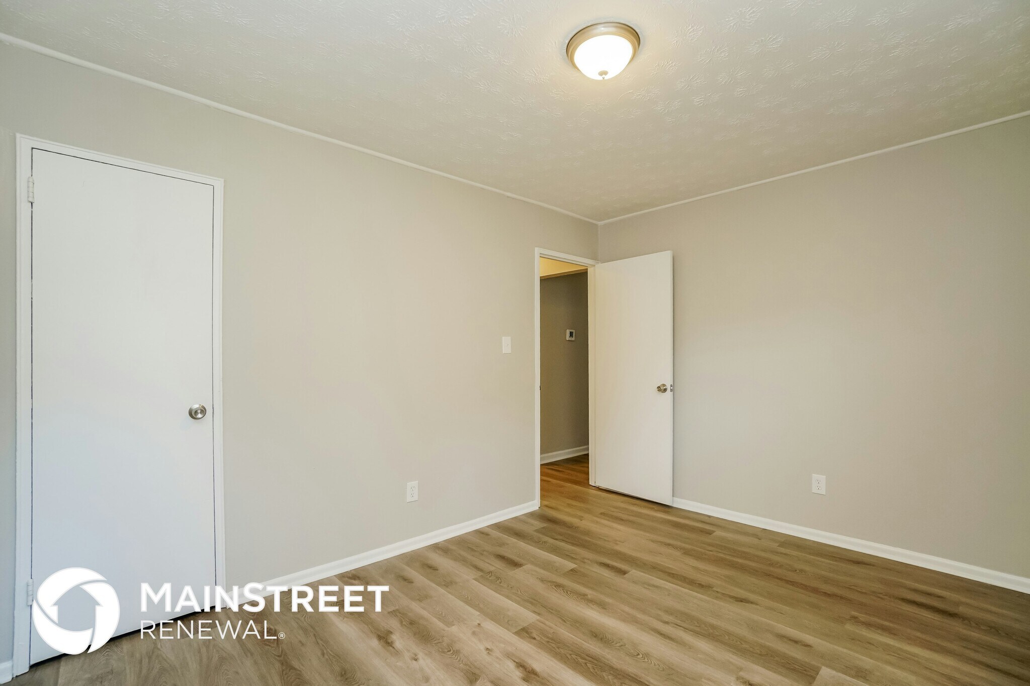 Building Photo - 5103 Dimson Dr N