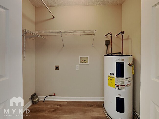 Building Photo - 832 St Andrews Pl