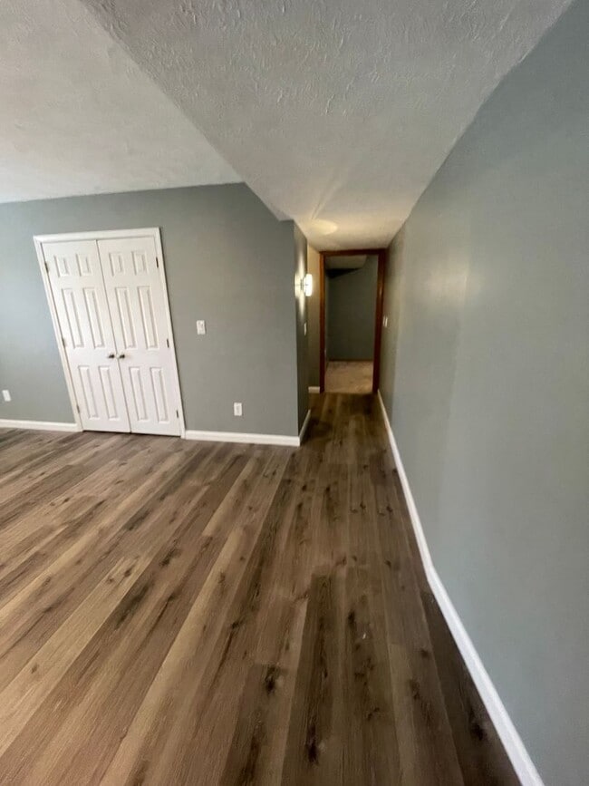 Building Photo - COMING SOON! Gorgeous Walkout Basement Home with a Pool, Ozark