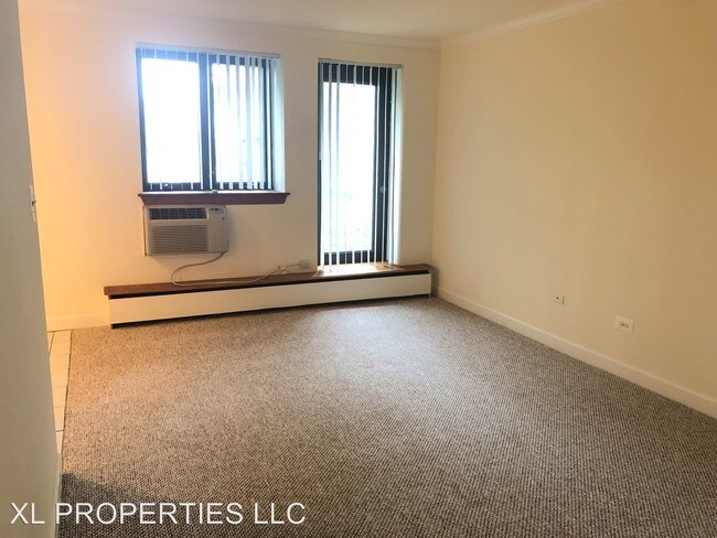 Building Photo - 5423 N Winthrop Ave