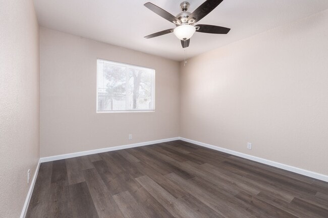 Building Photo - 6205 Bellota Dr