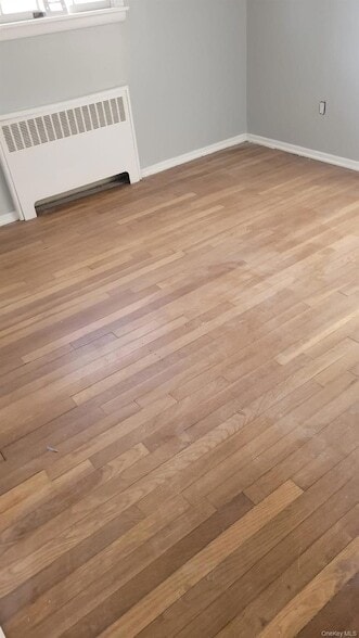 Building Photo - 8 Dee Pl