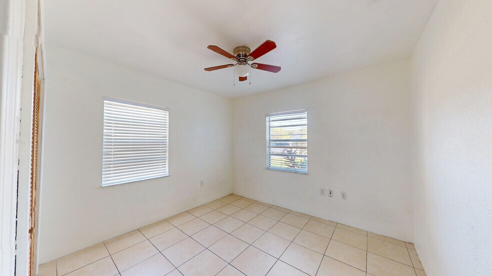 Building Photo - 26945 Shannahan Rd