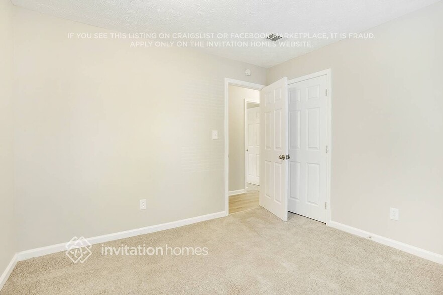 Building Photo - 3835 Wood Path Dr