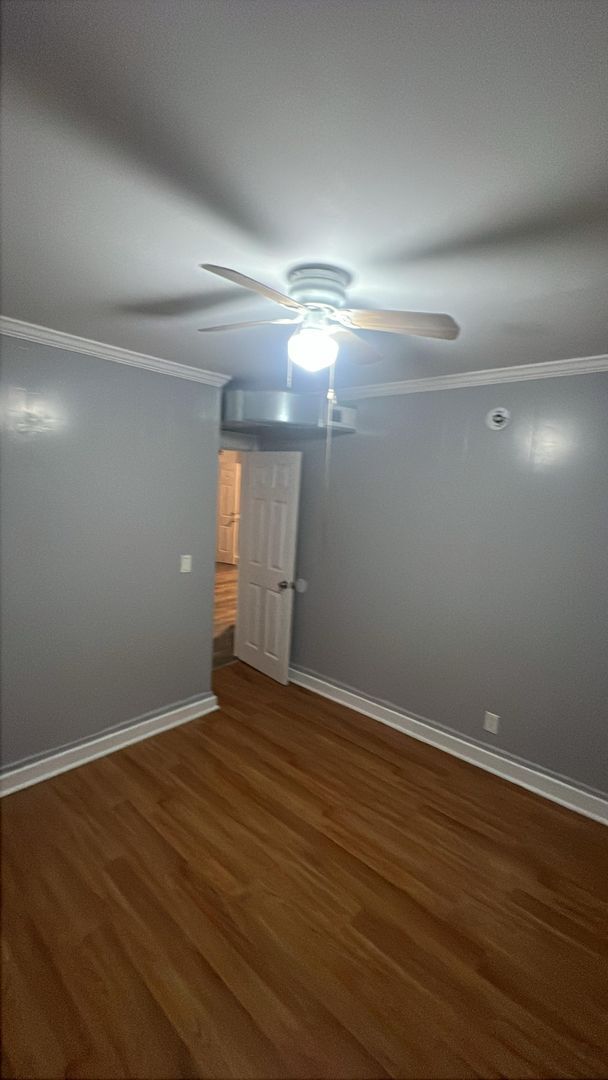 Building Photo - 116 Willow St