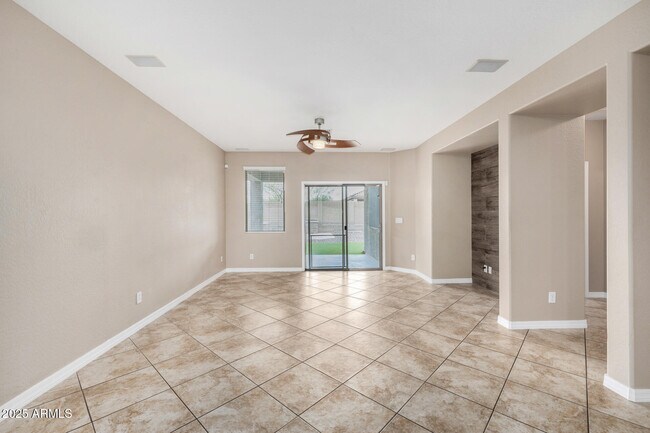Building Photo - 3816 Adamanda Ct
