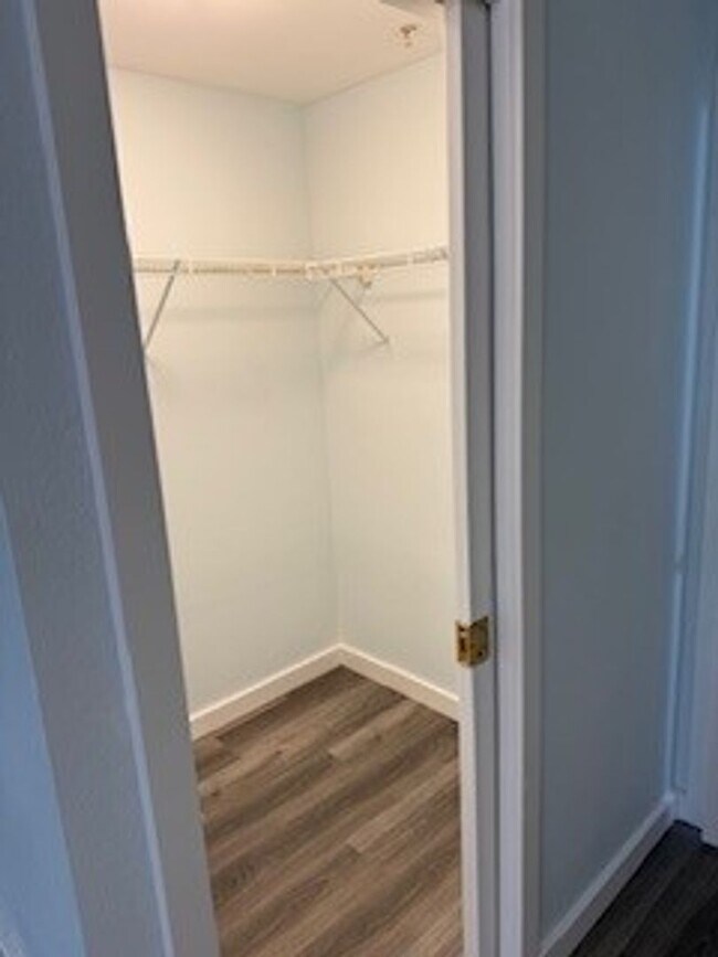 Building Photo - 2 bedroom 2 bath First Floor Condo w/attac...