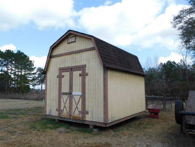 Building Photo - 537 Roscoe