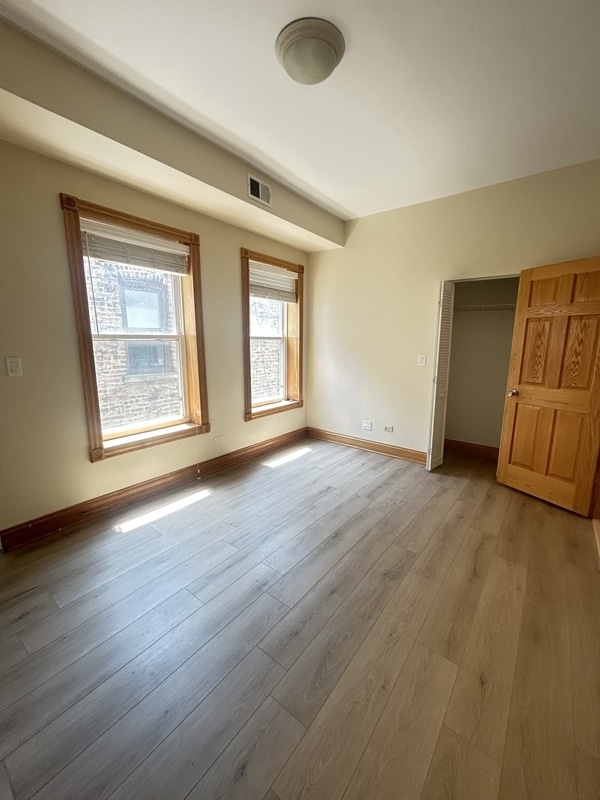 Building Photo - 4518 S Vincennes Ave