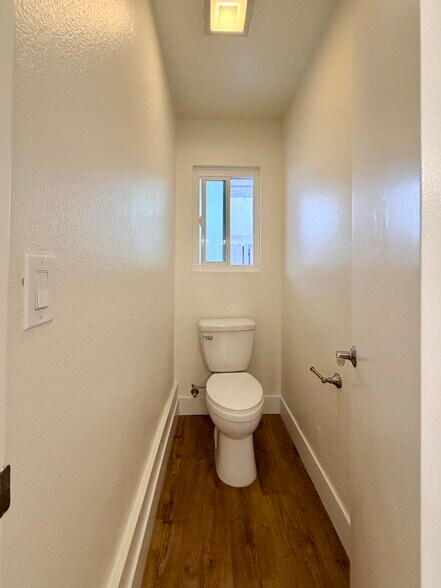 Down stairs bathroom - 310 20th St