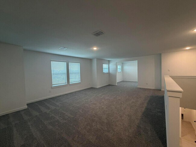 Building Photo - 4727 Bay Vista Dr