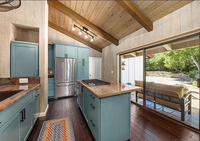 Building Photo - Rancho Alisal Drive