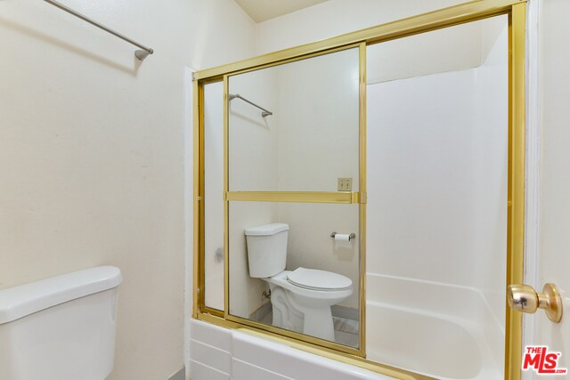 Bathroom - 7742 Redlands St
