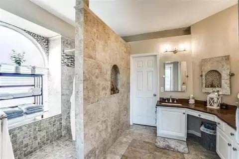 Building Photo - 3609 Ironstone Dr