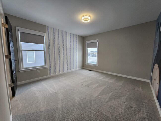 Building Photo - 228 Oakhurst Wy