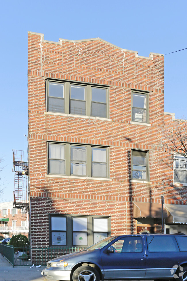 Building Photo - 6324 Forest Ave