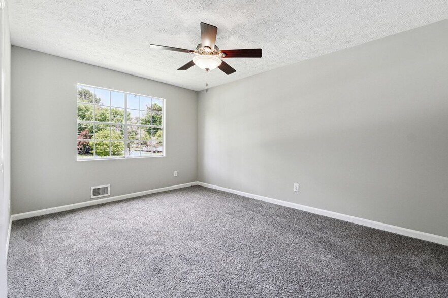 Building Photo - 2149 Indian Hill Rd