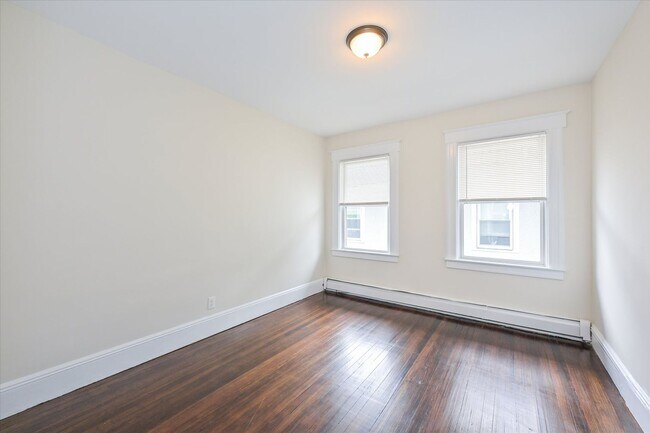 Building Photo - The Regis Montclair