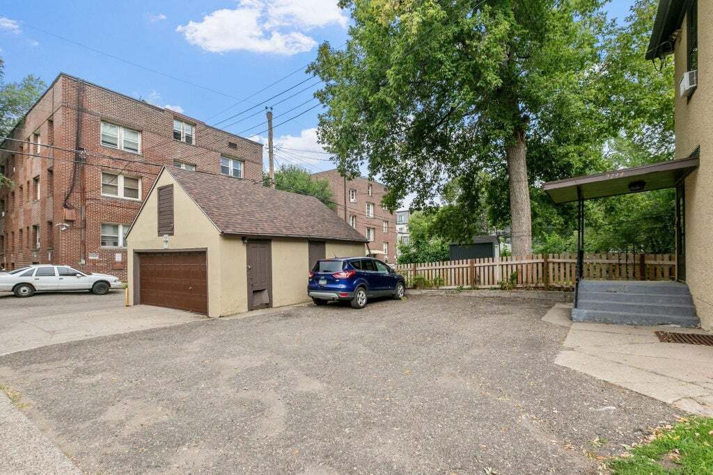 Building Photo - 2744 Fremont Ave S