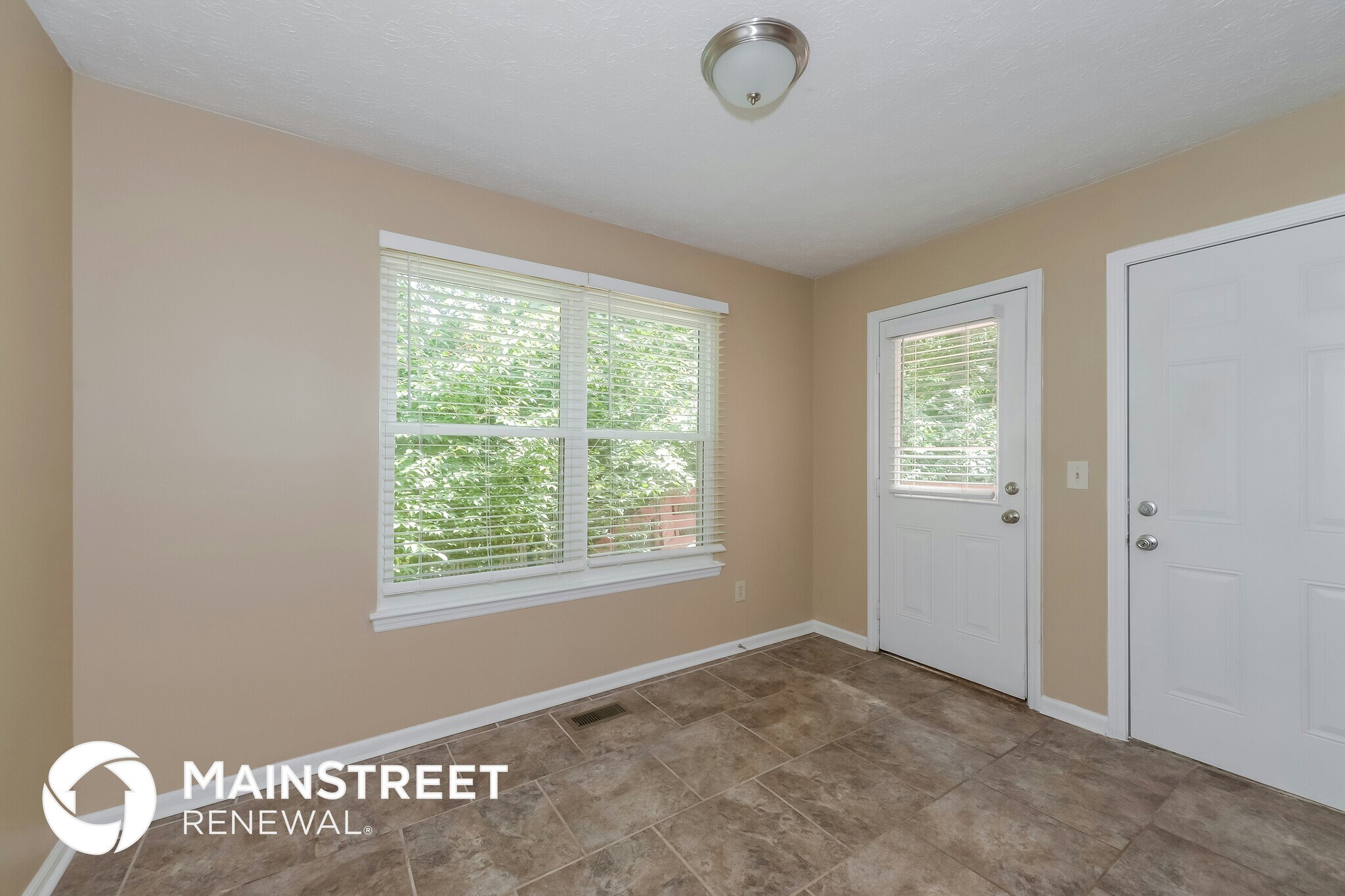 Building Photo - 324 Scotts Creek Pl