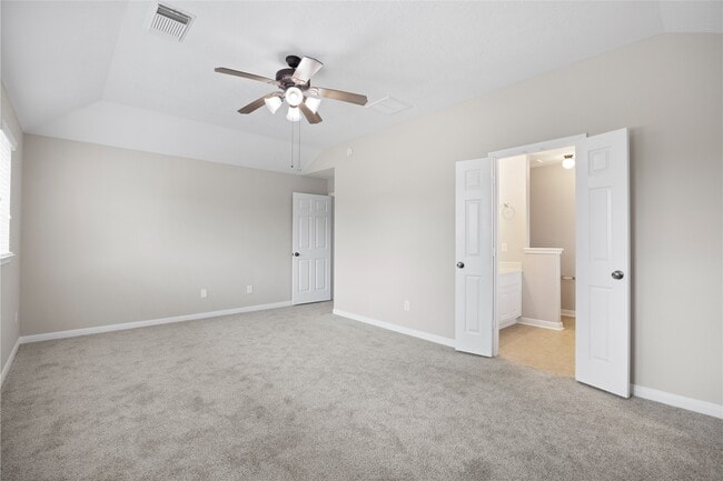 Building Photo - 7447 Oakwood Canyon Dr