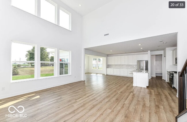 Building Photo - 5155 Summerton St