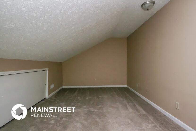 Building Photo - 3338 Montgomery Dr