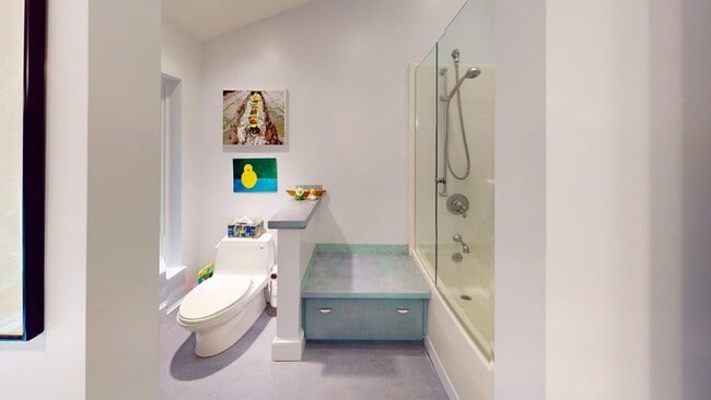 Building Photo - 76 Tamalpais-