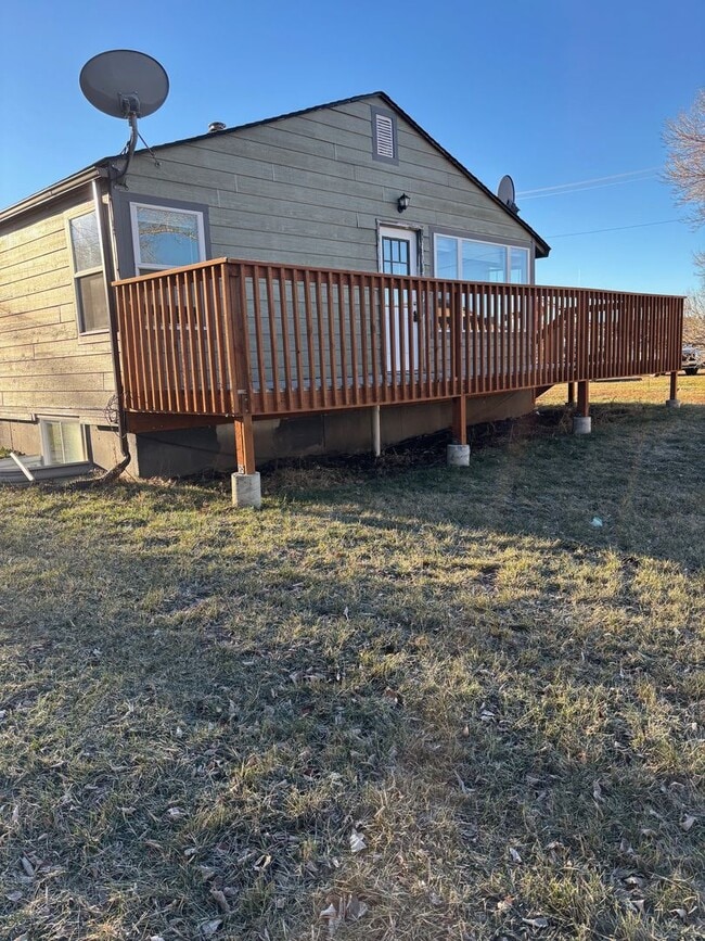 Building Photo - 4 Bedroom with East Gallatin in the backyard