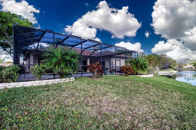 Building Photo - Palm Aire Fully Furnished Rental
