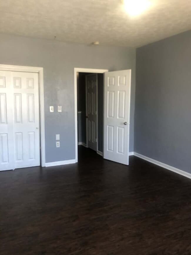 Building Photo - Welcome home to this charming 2-bedroom gem on St. Benedict Street!