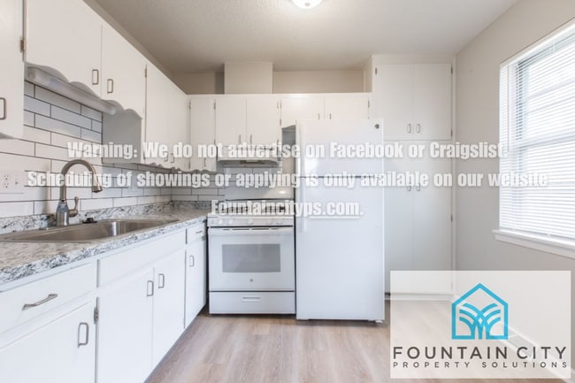 Building Photo - 4431-4437 Northeast Winn Road