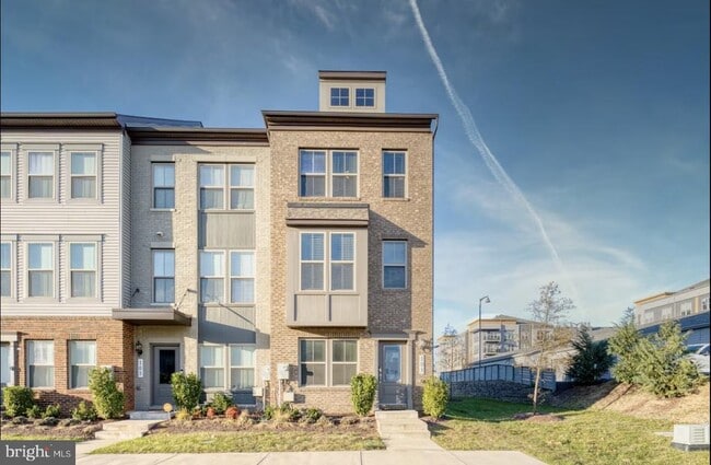 Building Photo - 101 Capital Ct