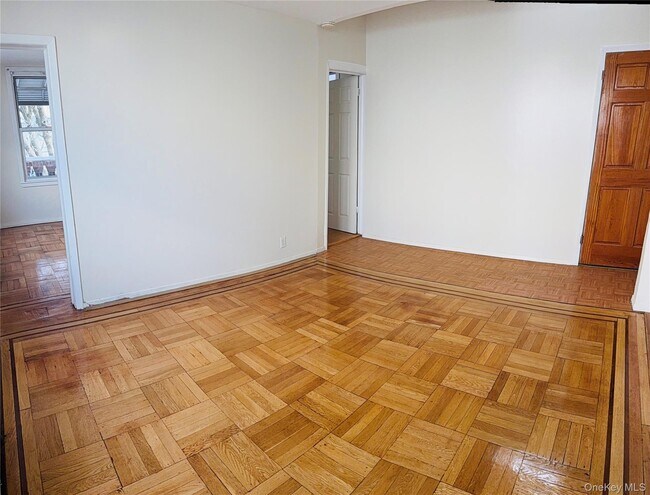 Building Photo - 103-14 91st St