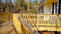 Building Photo - 1160 Evergreen Rd