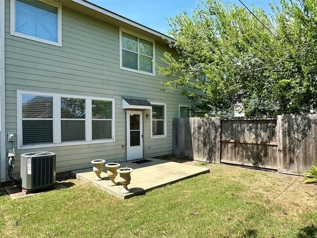Building Photo - 11850 Ramla Place Trail