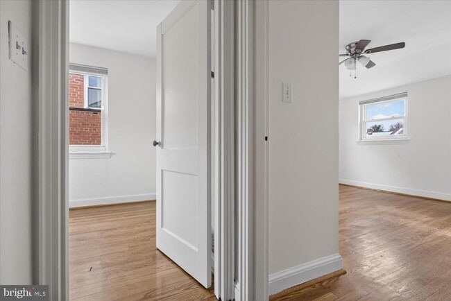 Building Photo - 4336 Dubois Pl SE