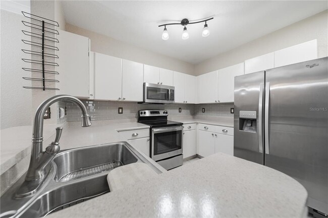 Building Photo - 204 E South St