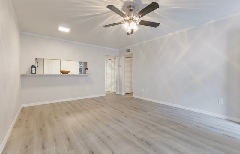 Building Photo - 121 Danube Ave