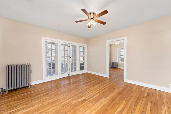 Floorplan - CHARLOTTE MANOR