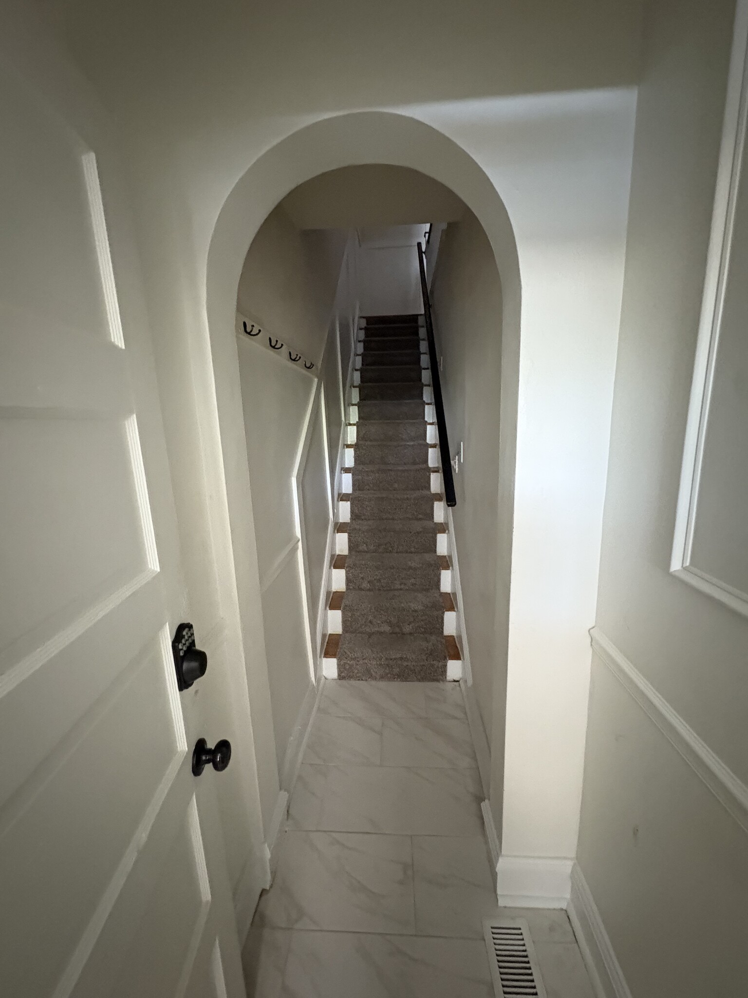 Stairs - 302 Randolph Ave