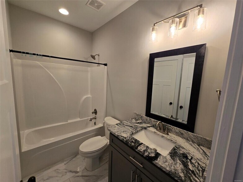 Building Photo - 61 Main St