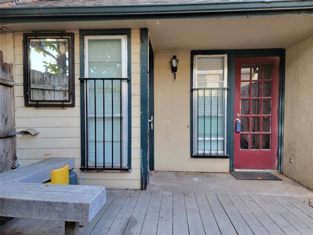 Building Photo - 7155 Fair Oaks Ave